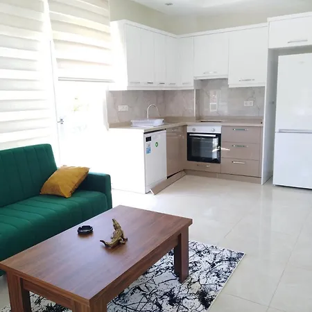 Carsija Life Residence 1 דירה אבסלאר